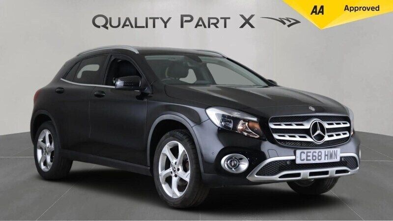 Black Used 2018 Mercedes GLA200 Executive SUV | £13,280 (Fair price) - Image 1/4