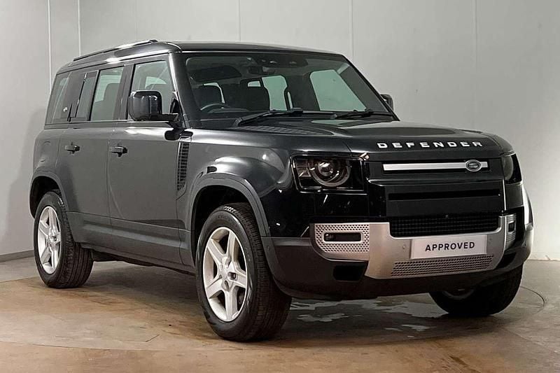 Black Used 2022 Land Rover Defender SE SUV | £52,500 (Super price) - Image 1/4