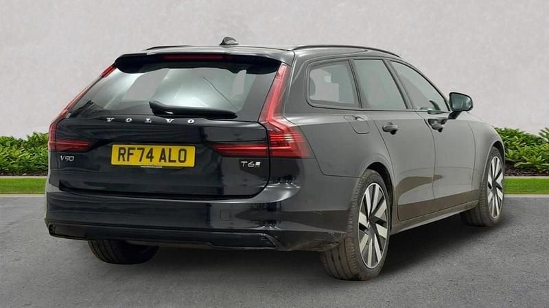 Used Volvo V90 Plus 345 HP (253 kW) 2025 Black Estate