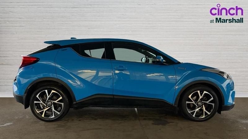 Used Toyota C-HR Design 122 HP (89 kW) 2019 Blue SUV