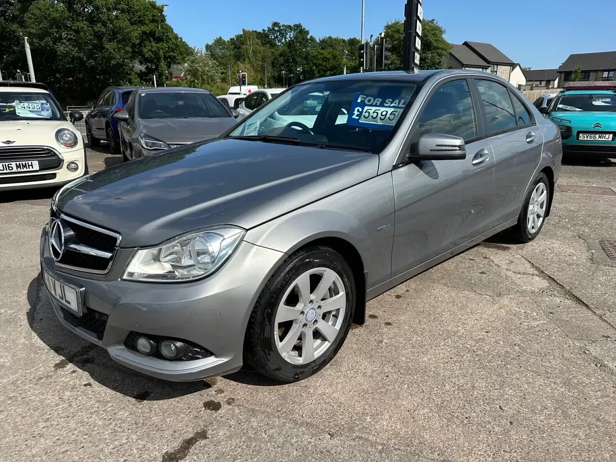 Used Mercedes C220 SE 2011 Silver Sedan