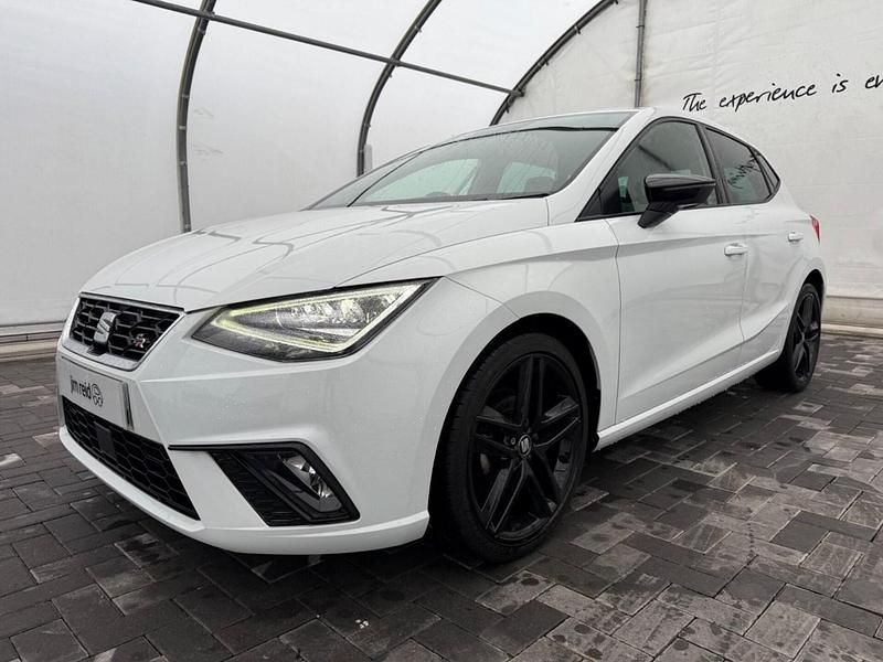 Used Seat Ibiza FR Sport 95 HP (69 kW) 2021 White Hatchback