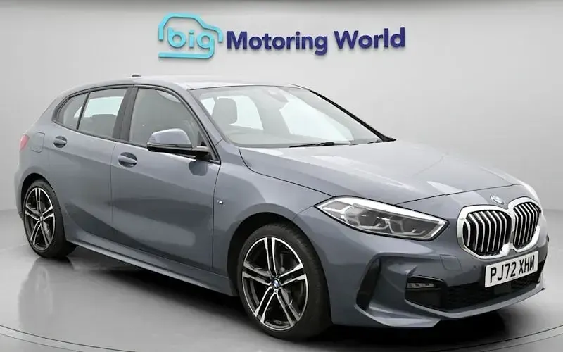 Begagnad BMW 118 M Sport 136 HK (100 kW) 2023 Halvkombi