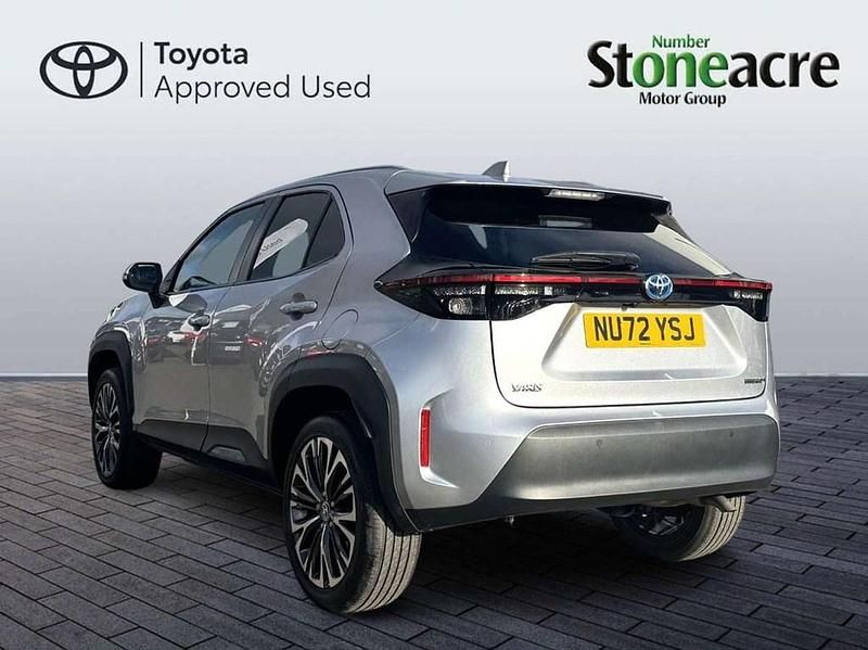 Used Toyota Yaris Cross 113 HP (83 kW) 2022 Silver SUV