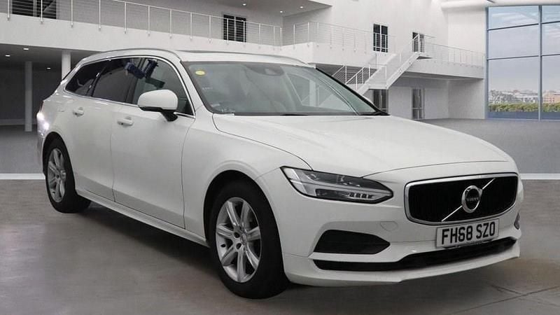 White Used 2018 Volvo V90 Momentum Estate | £17,999 (Fair price) - Image 1/4