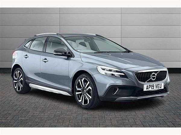 Osmium grey Used 2019 Volvo V40 CC Pro Estate | £13,790 (Fair price) - Image 1/3