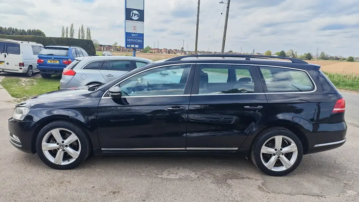 Used VW Passat SE 2012 Black Estate