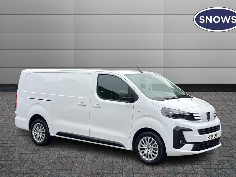 White New 2025 Peugeot Expert Van | £23,495 (A bit pricey) - Image 1/4