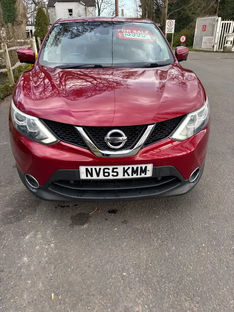 Used Nissan Qashqai N-TEC 2016 Red SUV