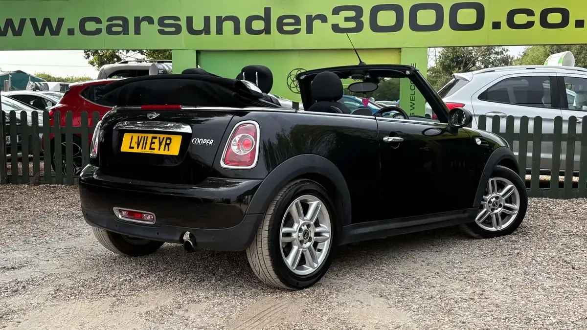 Used Mini Cooper Cabriolet 122 HP (89 kW) 2011 Black Cabriolet