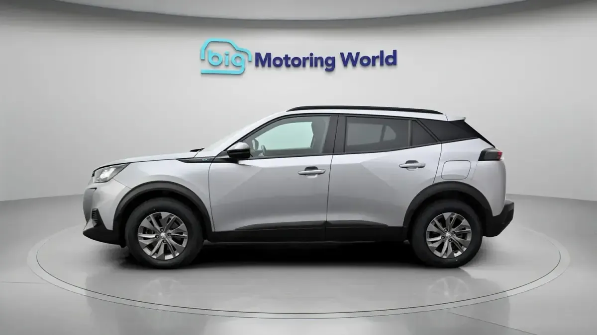 Used Peugeot 2008 Active+ 100 kW (136 HP) 2023 Grey SUV