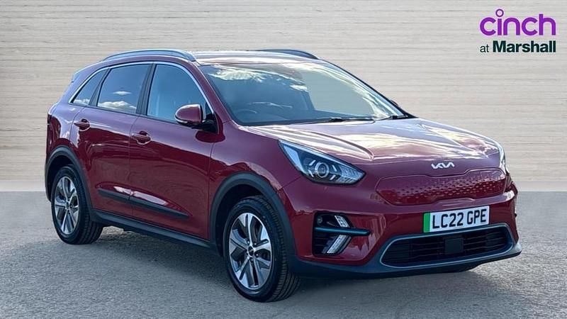 Usado Kia e-Niro 147 kW (201 HP) 2022 Vermelho SUV