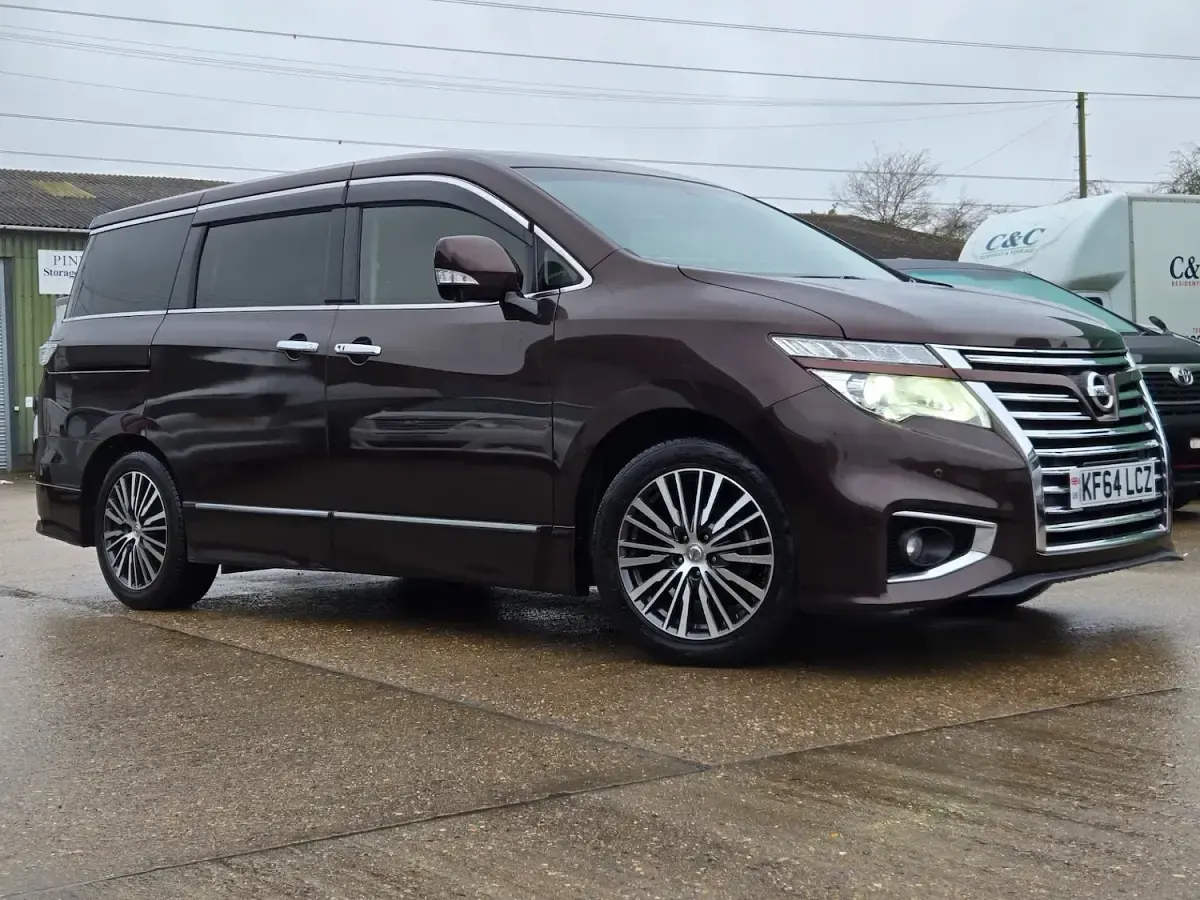 Used Nissan Elgrand 2014 Brown MPV