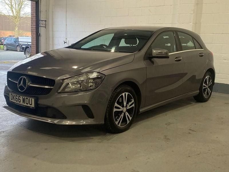 Used Mercedes A200 SE 136 HP (100 kW) 2016 Grey Hatchback