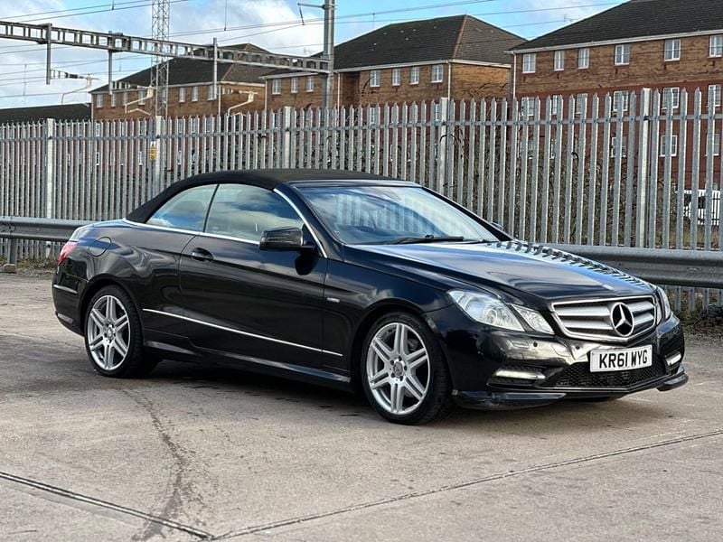 Used Mercedes E250 204 HP (150 kW) 2012 Black Cabriolet