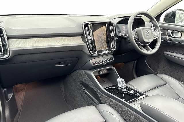 Used Volvo XC40 Ultra 194 HP (142 kW) 2025 SUV