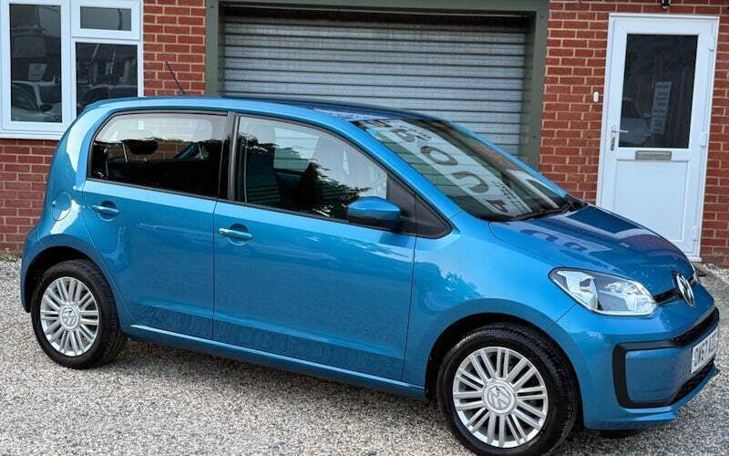 Blue Used 2018 VW up! Move Hatchback | £8,999 (Fair price) - Image 1/4