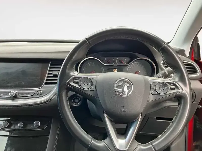 Used Vauxhall Grandland X Edition 130 HP (95 kW) 2021 Red SUV