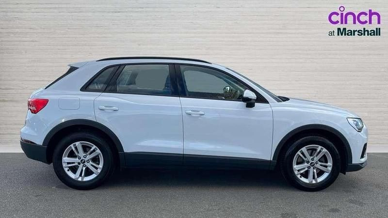 Used Audi Q3 Design 150 HP (110 kW) 2021 White SUV