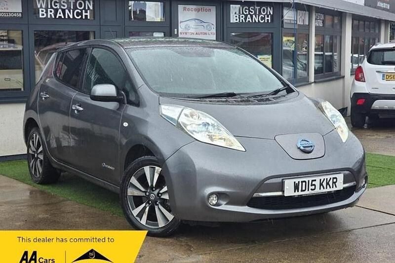 Used Nissan Leaf Tekna 80 kW (109 HP) 2015 Hatchback