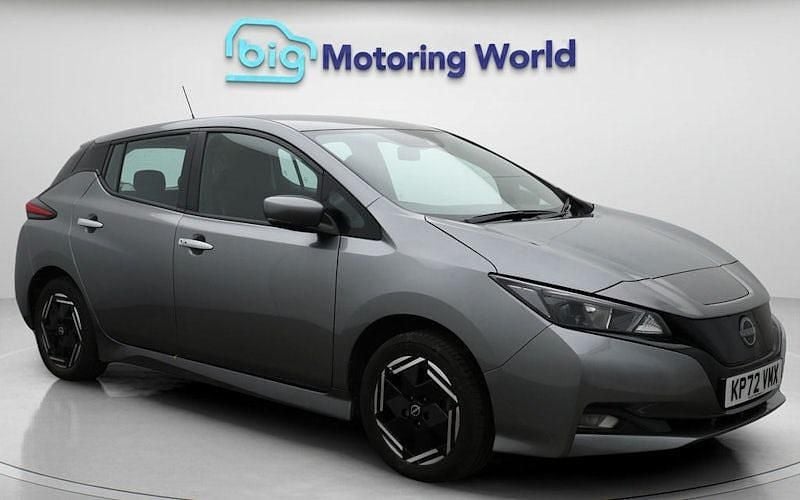 Used 2025 Nissan Leaf Acenta Hatchback | £10,452 (Good price) - Image 1/4