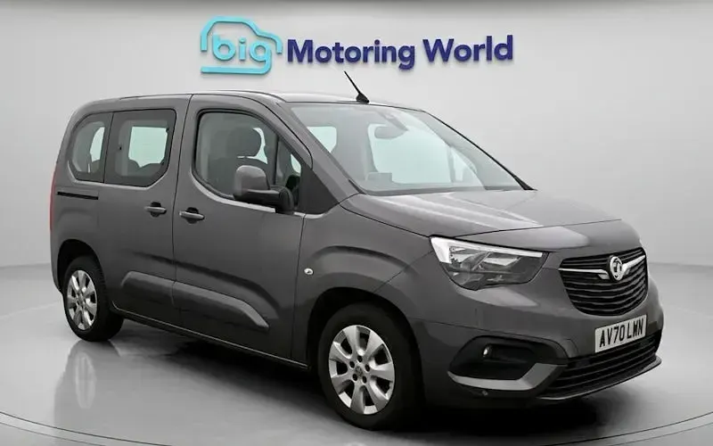 Used Vauxhall Combo S 110 HP (80 kW) 2020 MPV