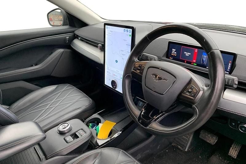 Used Ford Mustang Standard Range 269 HP (197 kW) 2022 Black Estate