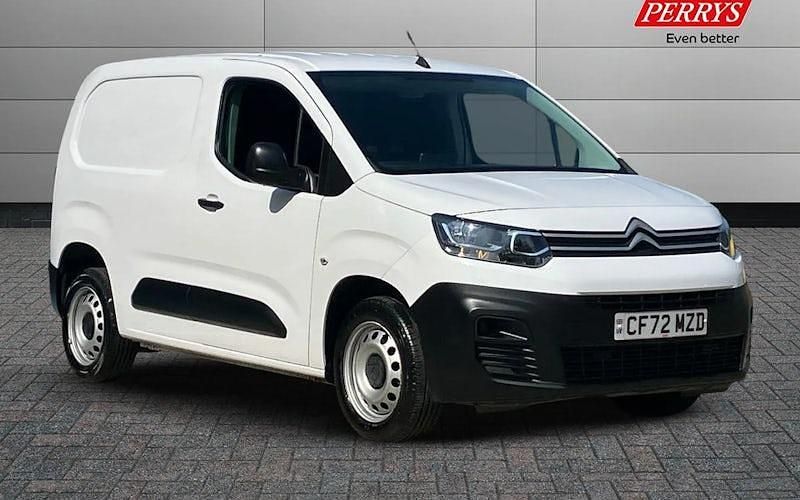 Used 2023 Citroën Berlingo MPV | £14,394 (A bit pricey) - Image 1/4