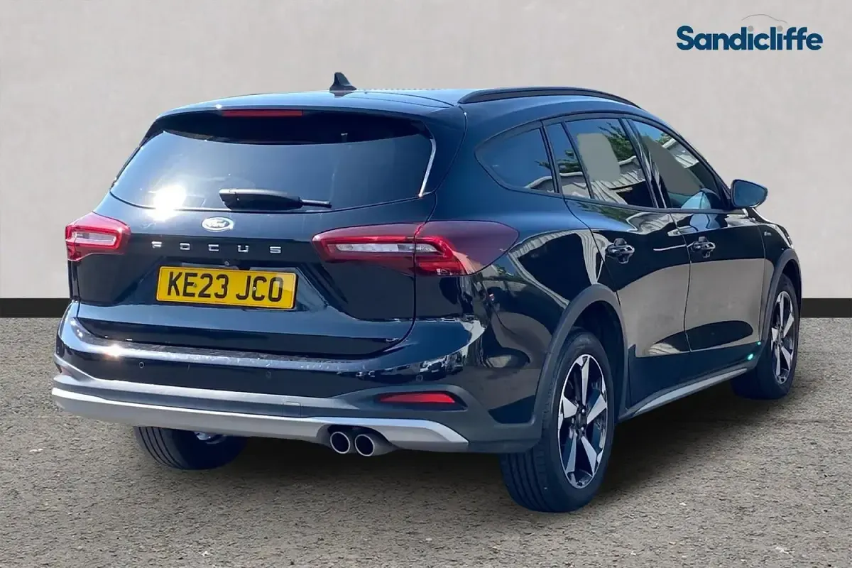 Used Ford Focus Active 155 HP (114 kW) 2023 Black Estate