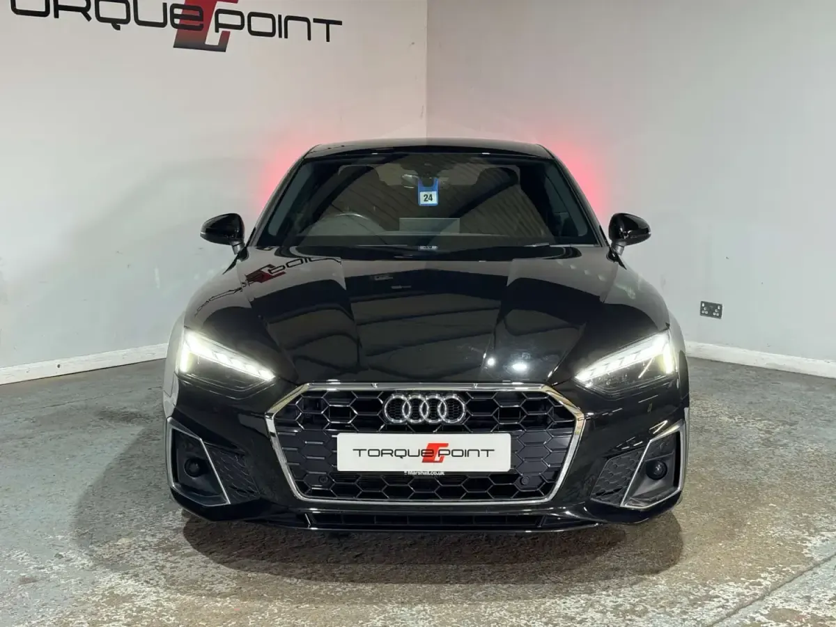 Second-hand Audi A5 S-Line 190 CP (139 kW) 2020 Negru Coupe