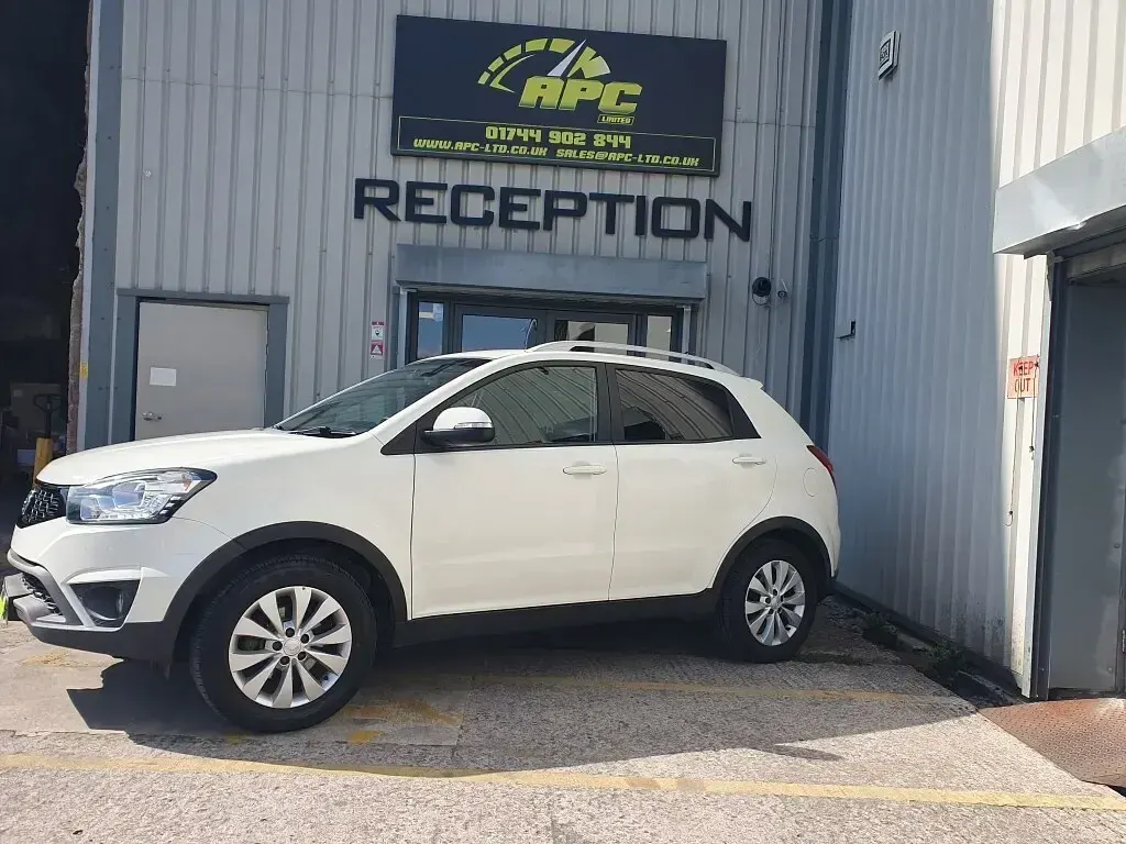 Used SsangYong Korando 178 HP (130 kW) 2016 White SUV