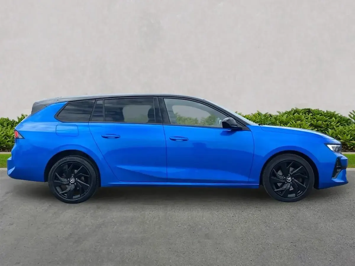 Used Vauxhall Astra 2023 Blue Estate
