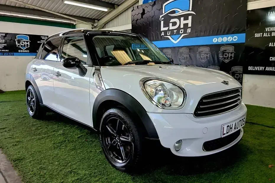 Used Mini Cooper Countryman 122 HP (89 kW) 2013 White SUV