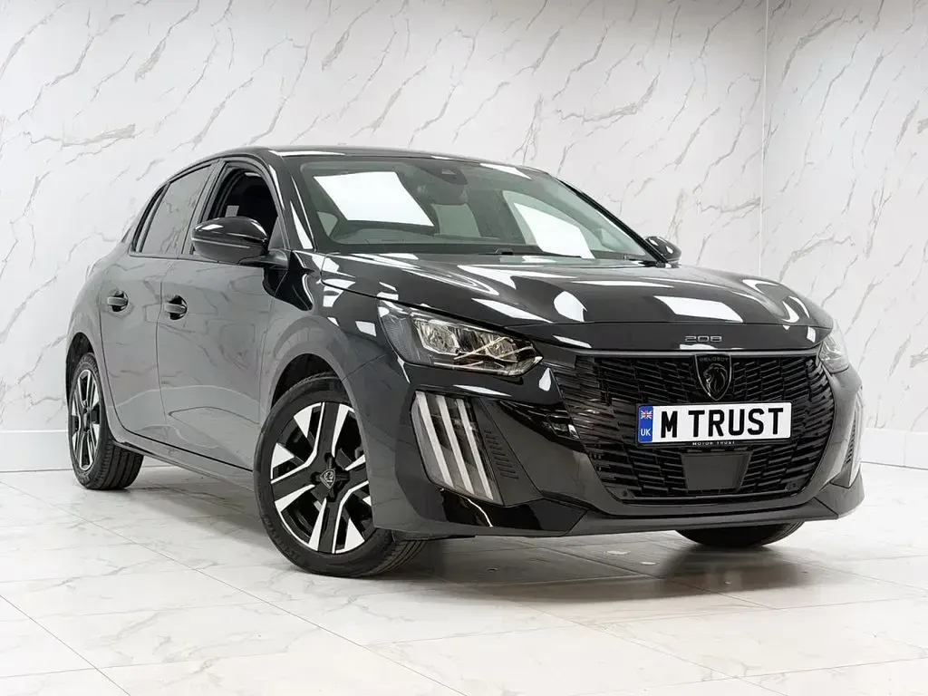Used Peugeot 208 Allure 100 HP (73 kW) 2024 Black Hatchback