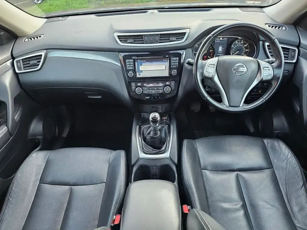 Used Nissan X-Trail Tekna 130 HP (95 kW) 2016 Blue SUV