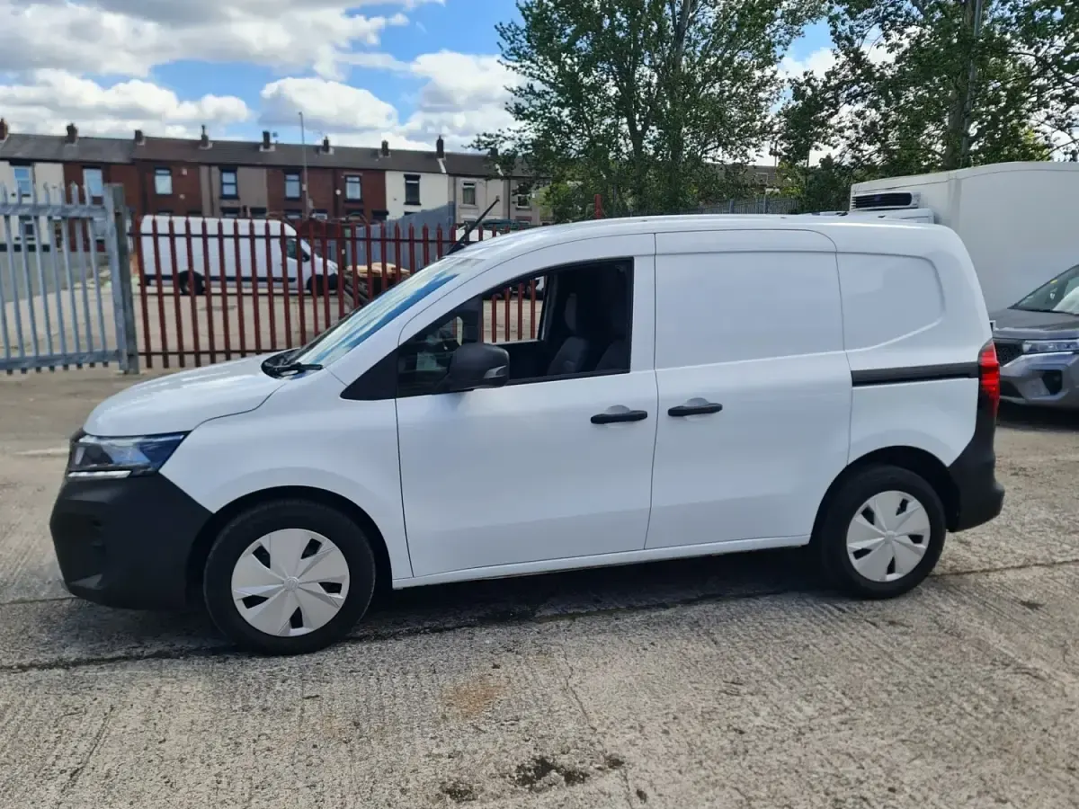 Usado Nissan Townstar Acenta 89 kW (122 HP) 2024 Branco Van