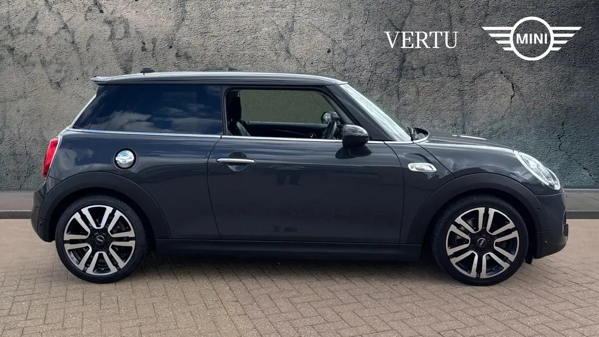 Usado Mini Cooper S Comfort 192 HP (141 kW) 2002 Citadino