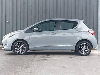 Used Toyota Yaris 111 HP (81 kW) 2019 Grey Hatchback