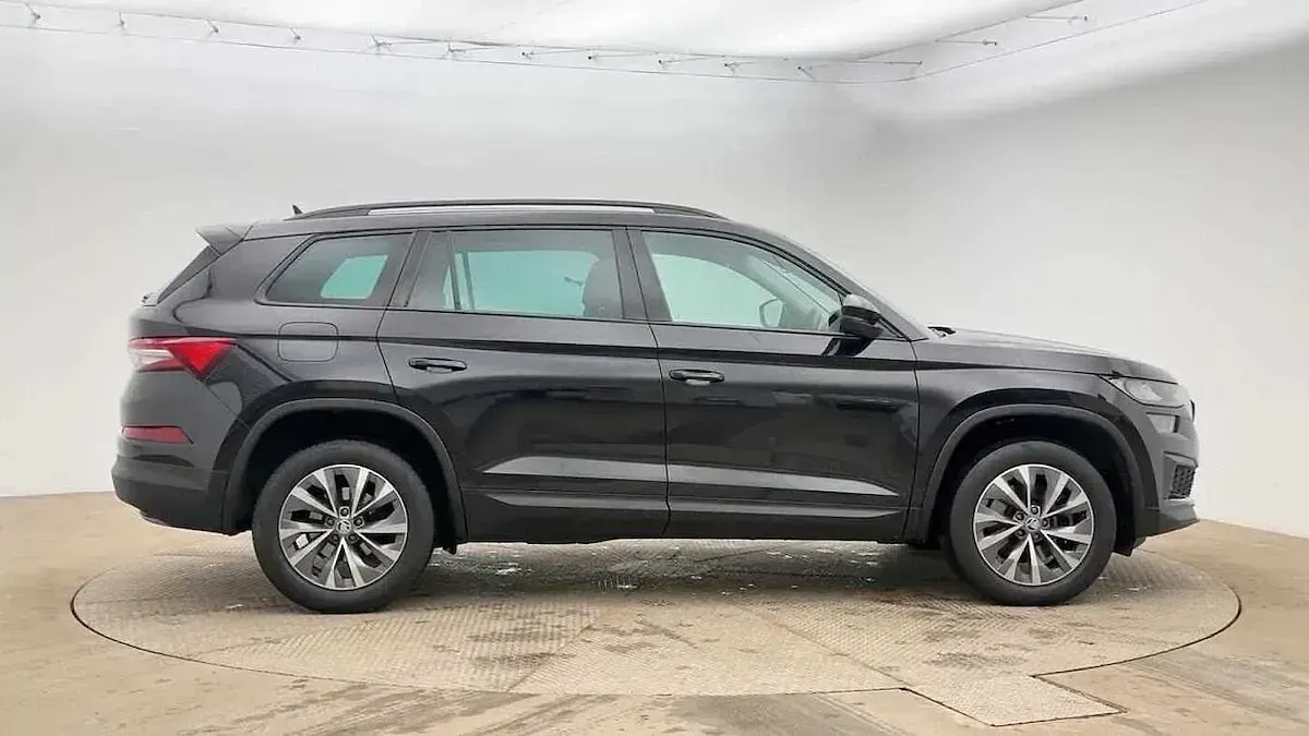 Used Skoda Kodiaq SE Drive 147 HP (108 kW) 2022 Black magic pearl effect SUV