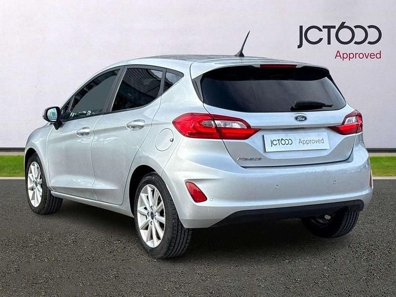 Used Ford Fiesta Titanium 123 HP (90 kW) 2018 Silver Hatchback