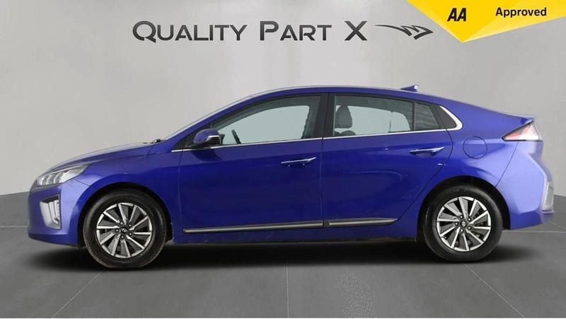 Used Hyundai Ioniq Premium 100 kW (136 HP) 2023 Blue Hatchback