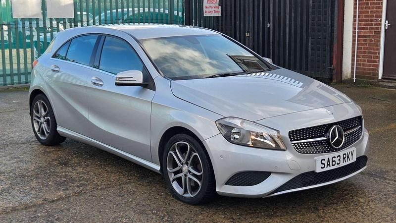 Used Mercedes A180 2013 Silver Hatchback