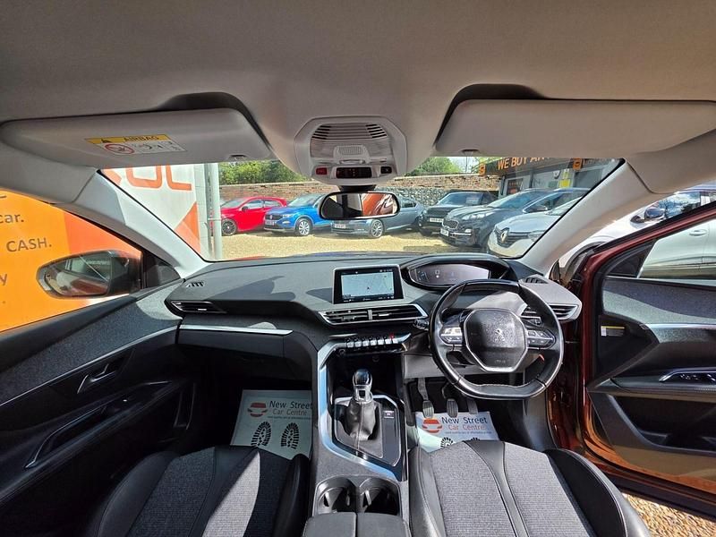 Used Peugeot 3008 Allure 130 HP (95 kW) 2018 Bronze SUV