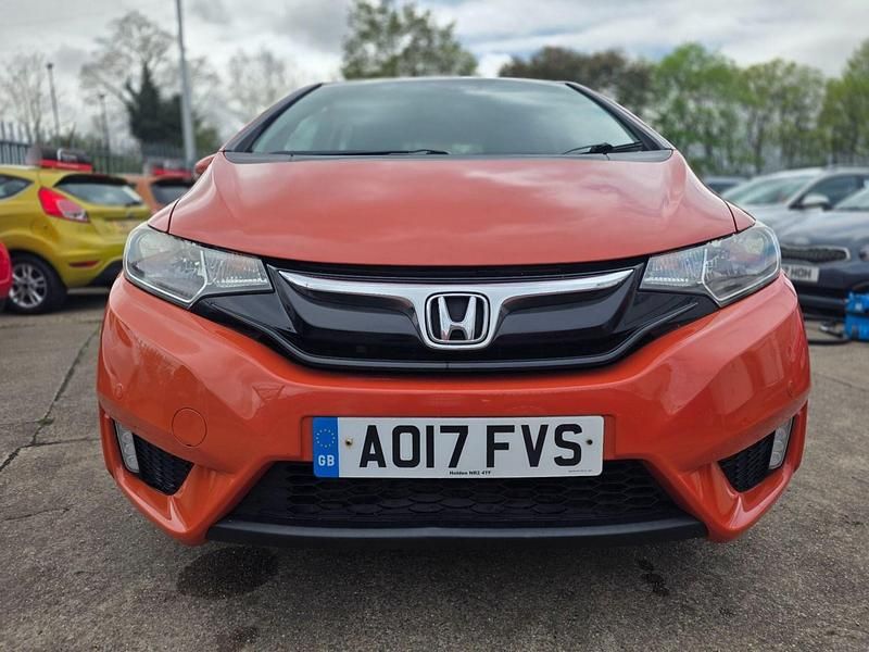 Second-hand Honda Jazz SE 102 CP (75 kW) 2017 Portocaliu Hatchback