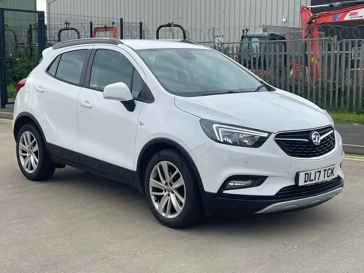 Used Vauxhall Mokka X Active 2017 White SUV
