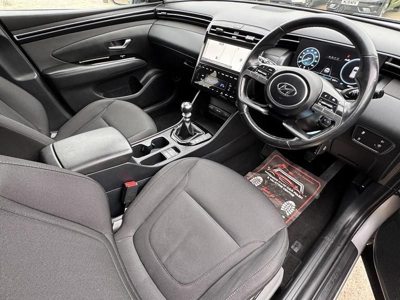 Used Hyundai Tucson SE 150 HP (110 kW) 2022 Silver SUV