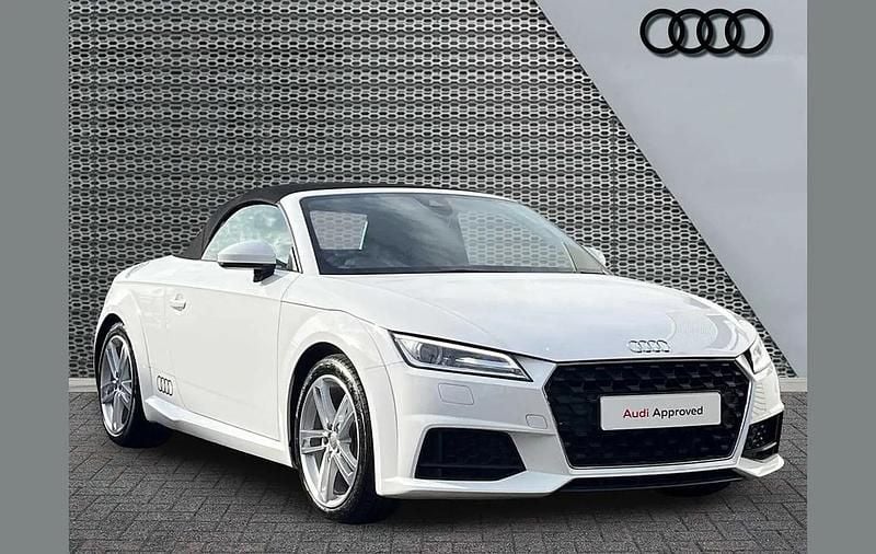 Used Audi TT Roadster Sport 194 HP (142 kW) 2021 White Cabriolet