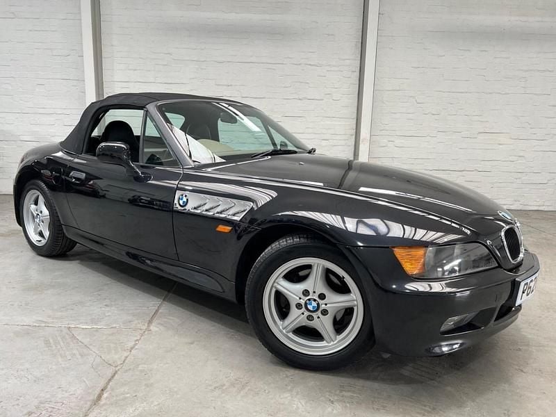 Black Used 1997 BMW Z3 Performance Cabriolet | £4,995 (Fair price) - Image 1/4