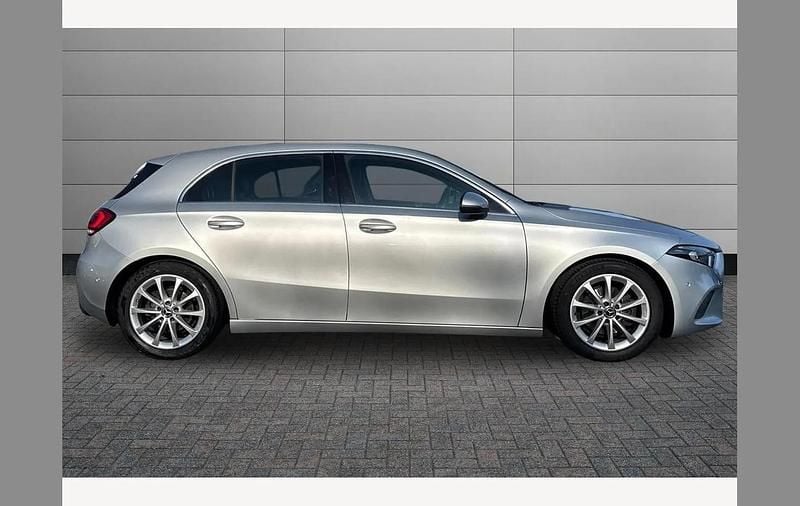 Used Mercedes A180 Executive 116 HP (85 kW) 2019 Silver Hatchback