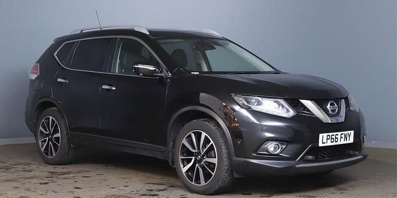 Black Used 2016 Nissan X-Trail Tekna SUV | £8,990 (Good price) - Image 1/3